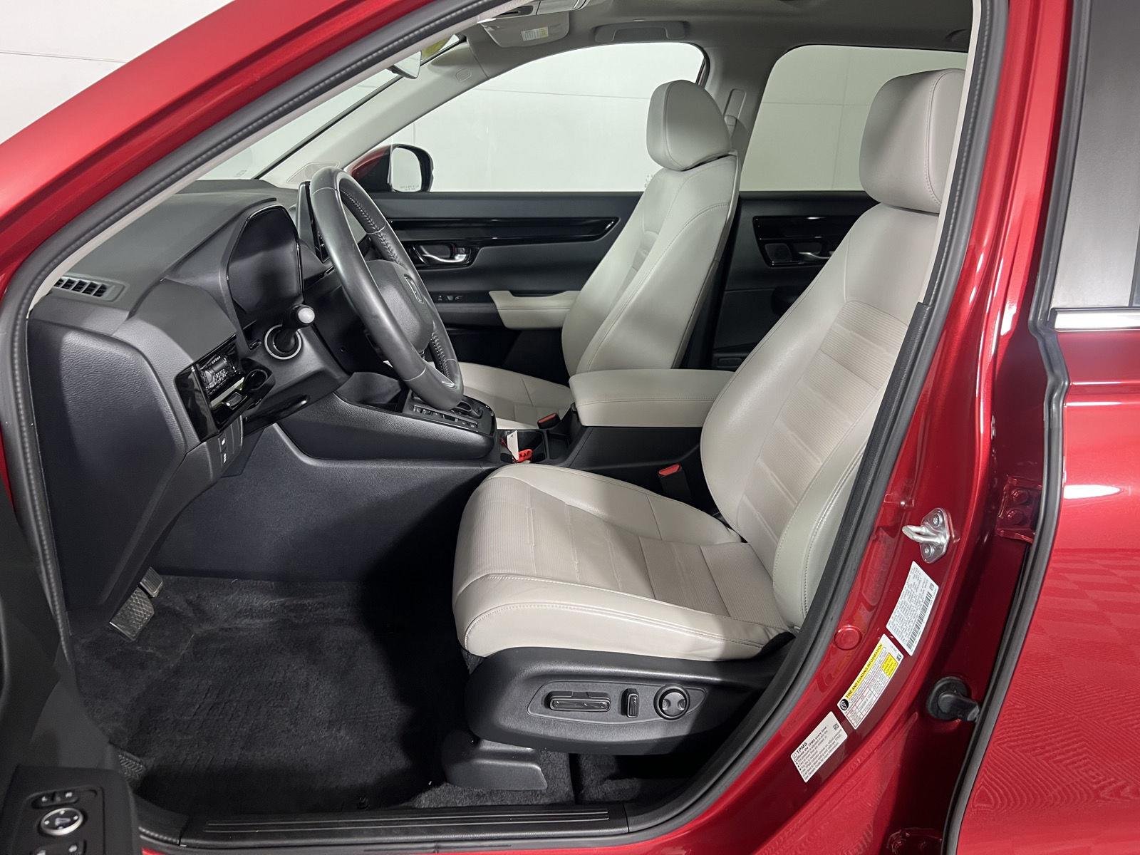 Used 2024 Radiant Red Metallic Honda EX-L image 14
