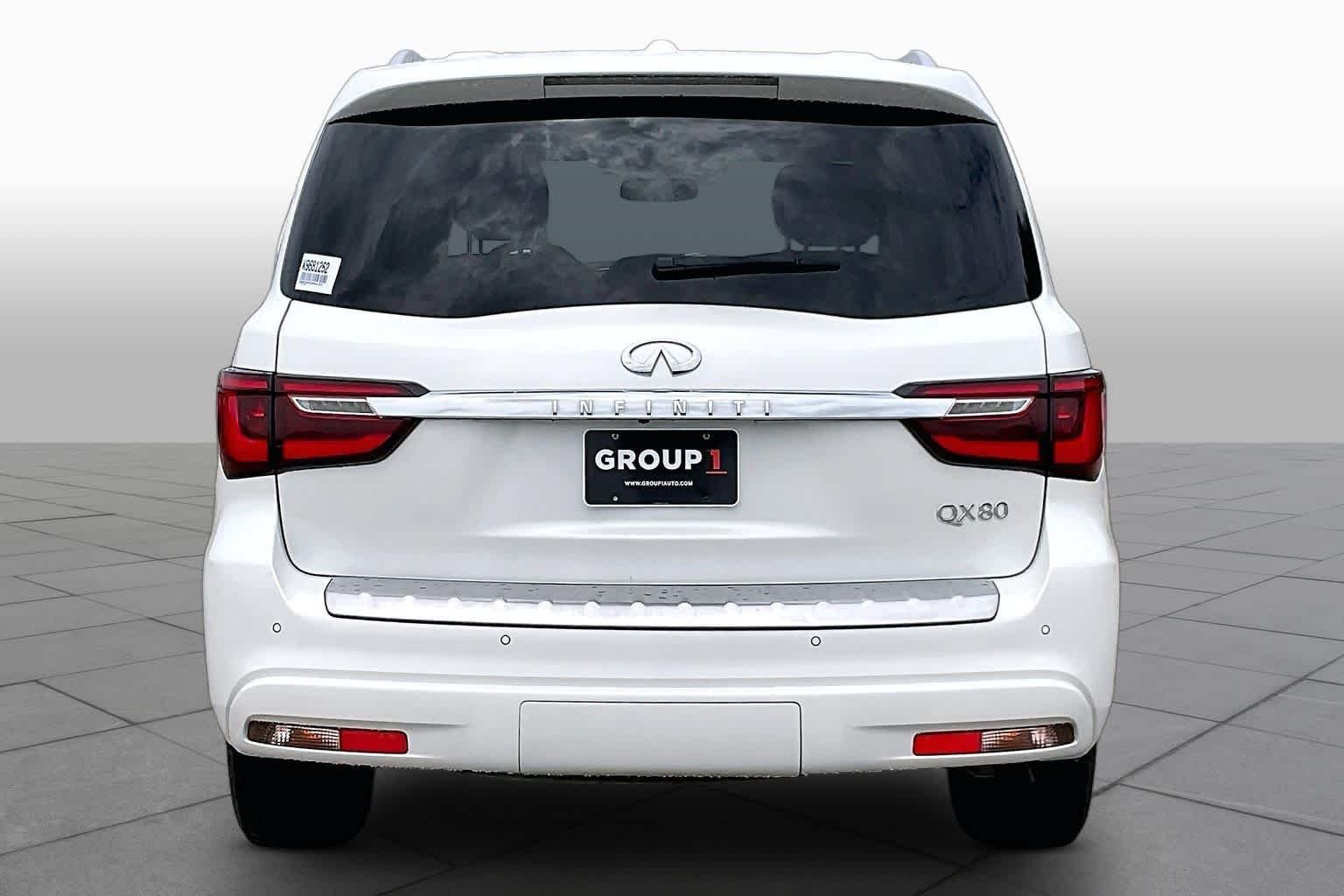 Used 2019 Moonstone White INFINITI LUXE image 5
