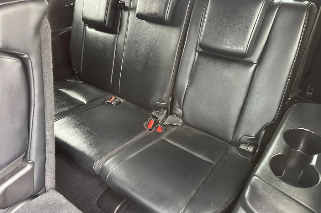 Used 2019 Ooh La La Rouge Mica Toyota XLE image 20