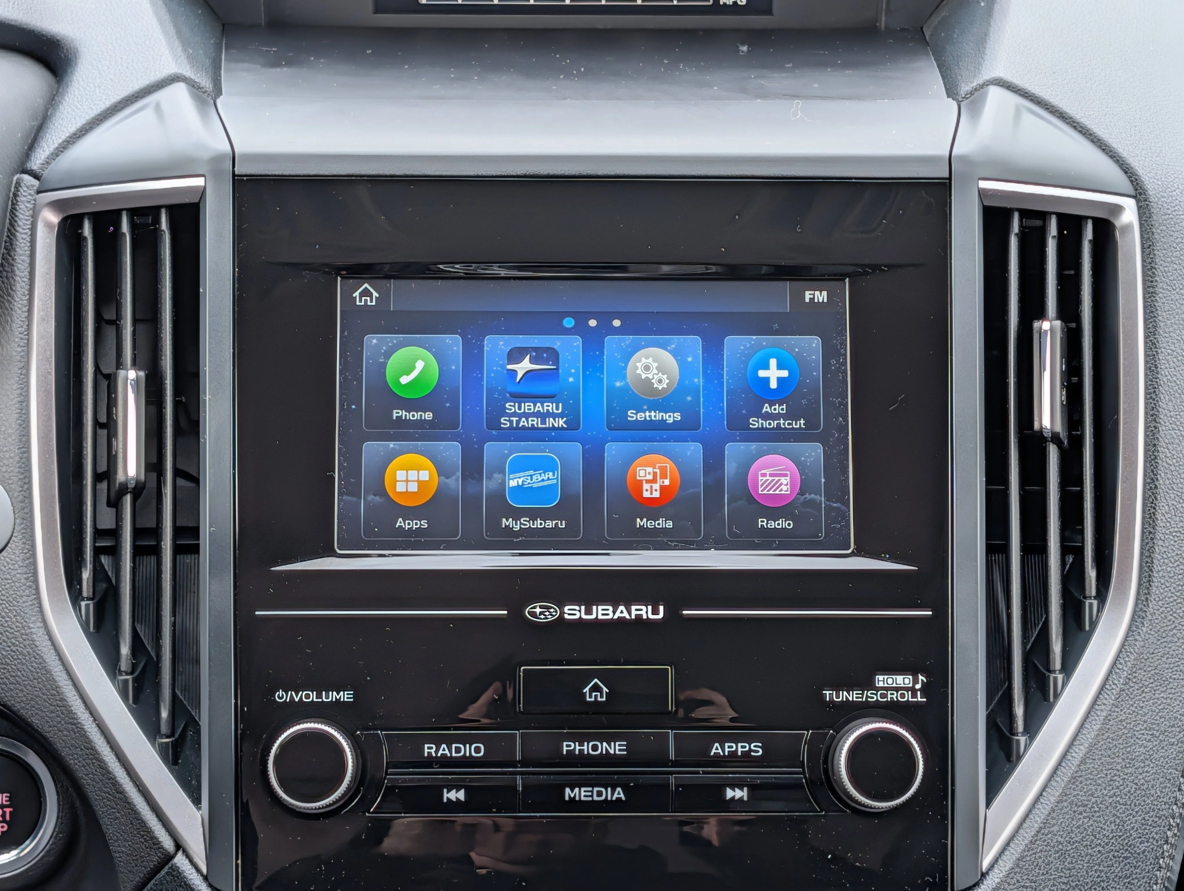 Used 2024 Ice Silver Metallic Subaru Premium image 22