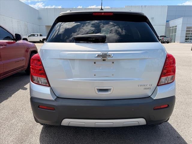 Used 2016 Silver Ice Metallic Chevrolet LT image 14