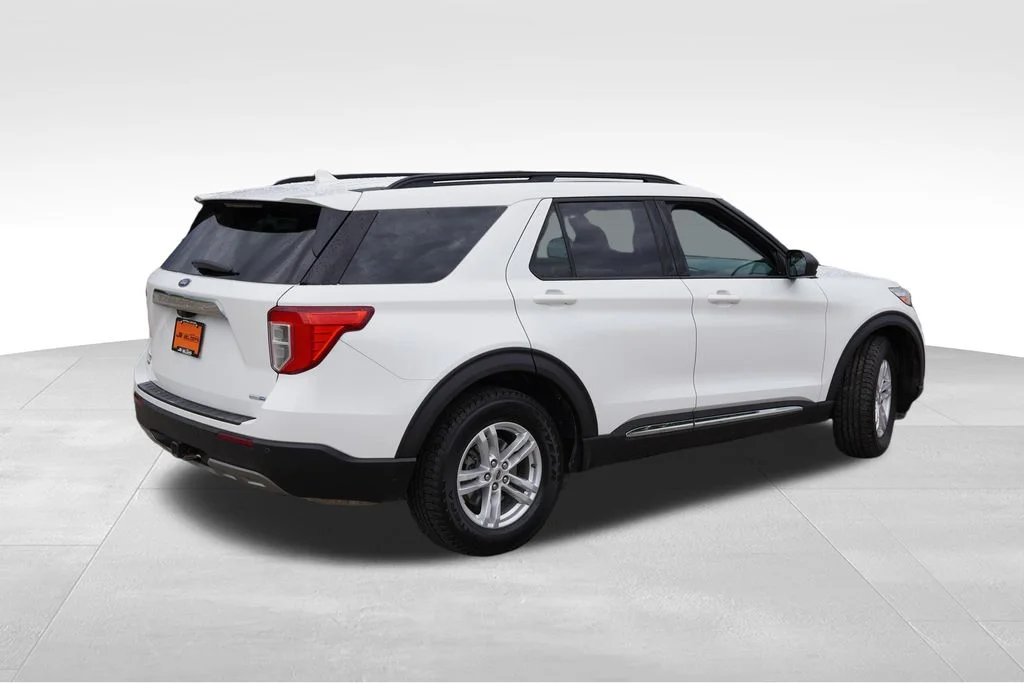 Used 2020 White Ford XLT image 4