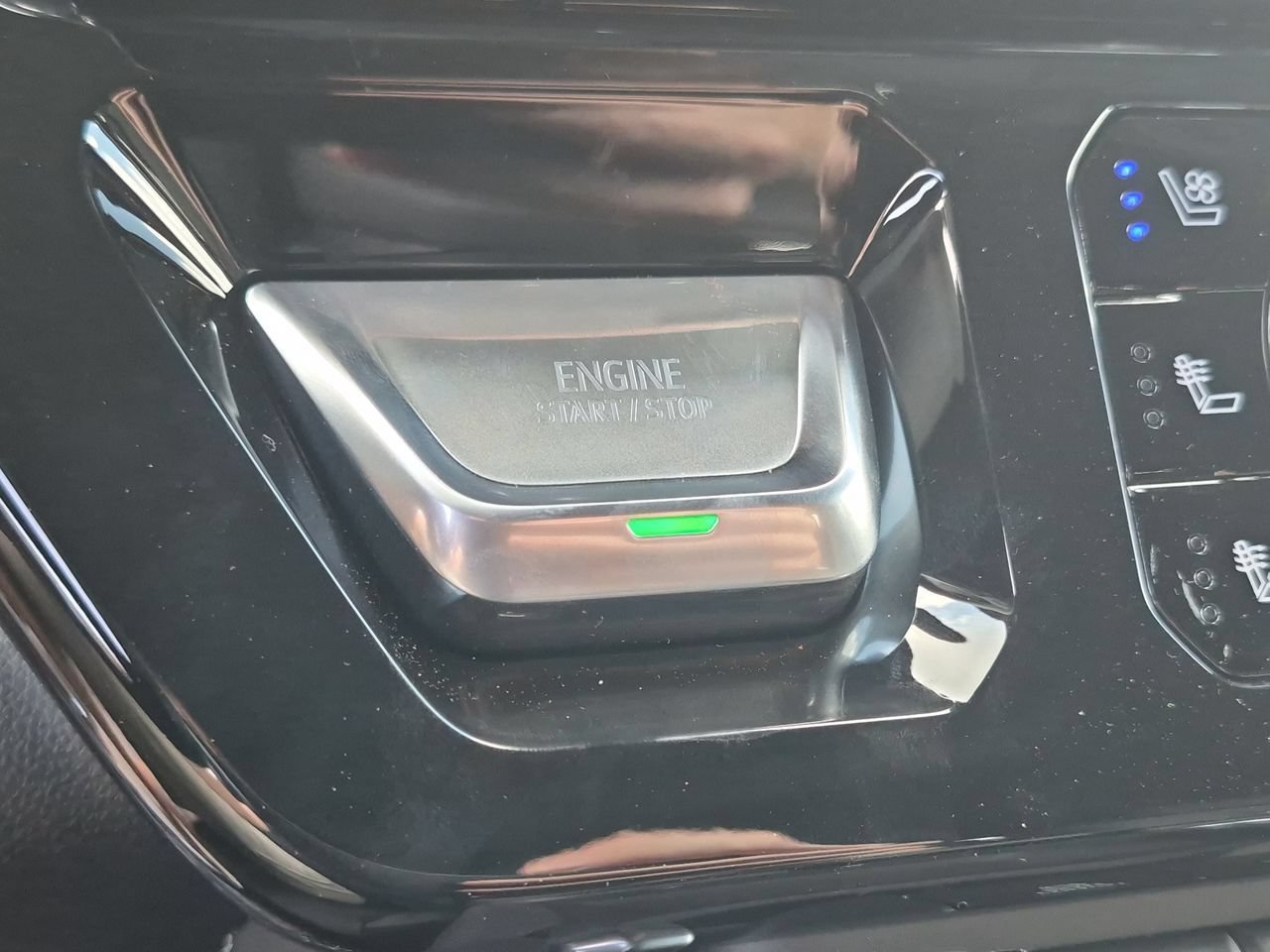 2026 GMC Sierra 2500HD Denali - Photo 17