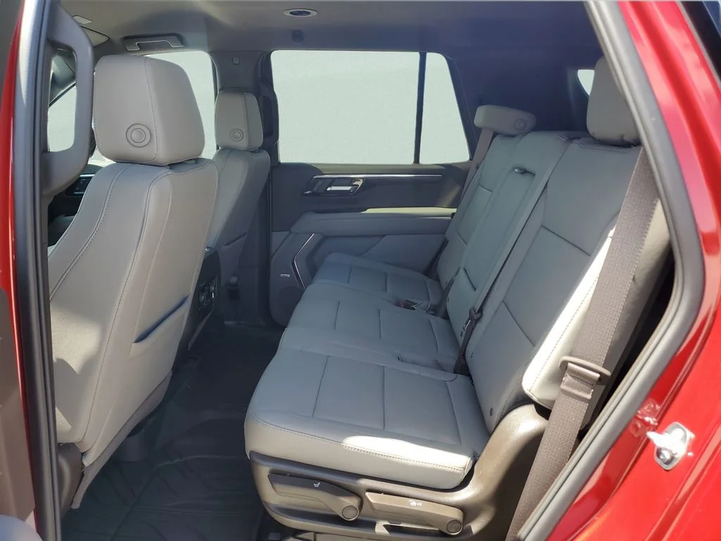 Used 2026 Radiant Red Tintcoat Chevrolet LT image 13