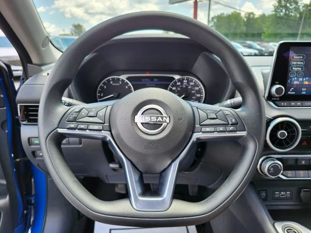 Used 2025 Blue Nissan SV image 28