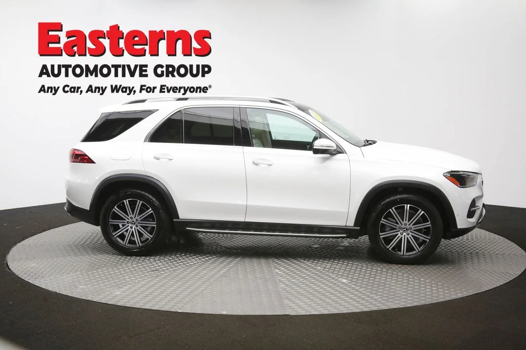 Used 2025 White Mercedes-Benz GLE 450e image 46