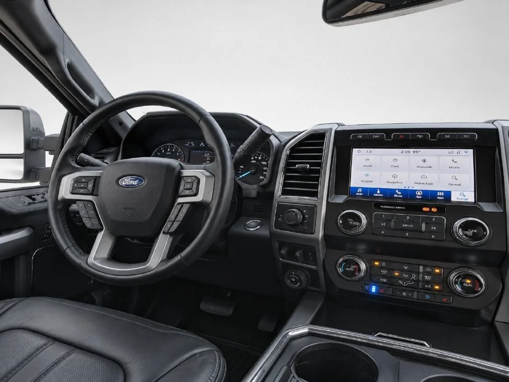 Used 2020 White Ford Platinum image 25