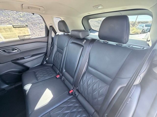 2022 Nissan Rogue Platinum - Photo 28