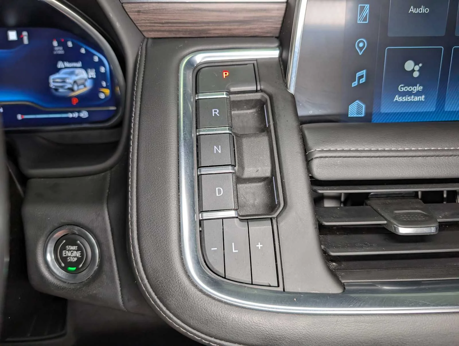 Used 2022 Summit White Chevrolet Z71 image 34