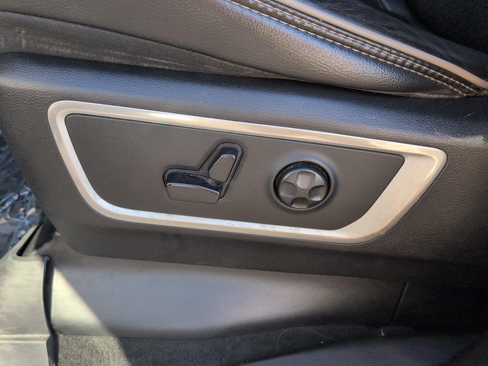 Used 2019 Ivory White Tri-Coat Pearlcoat Ram Laramie image 14