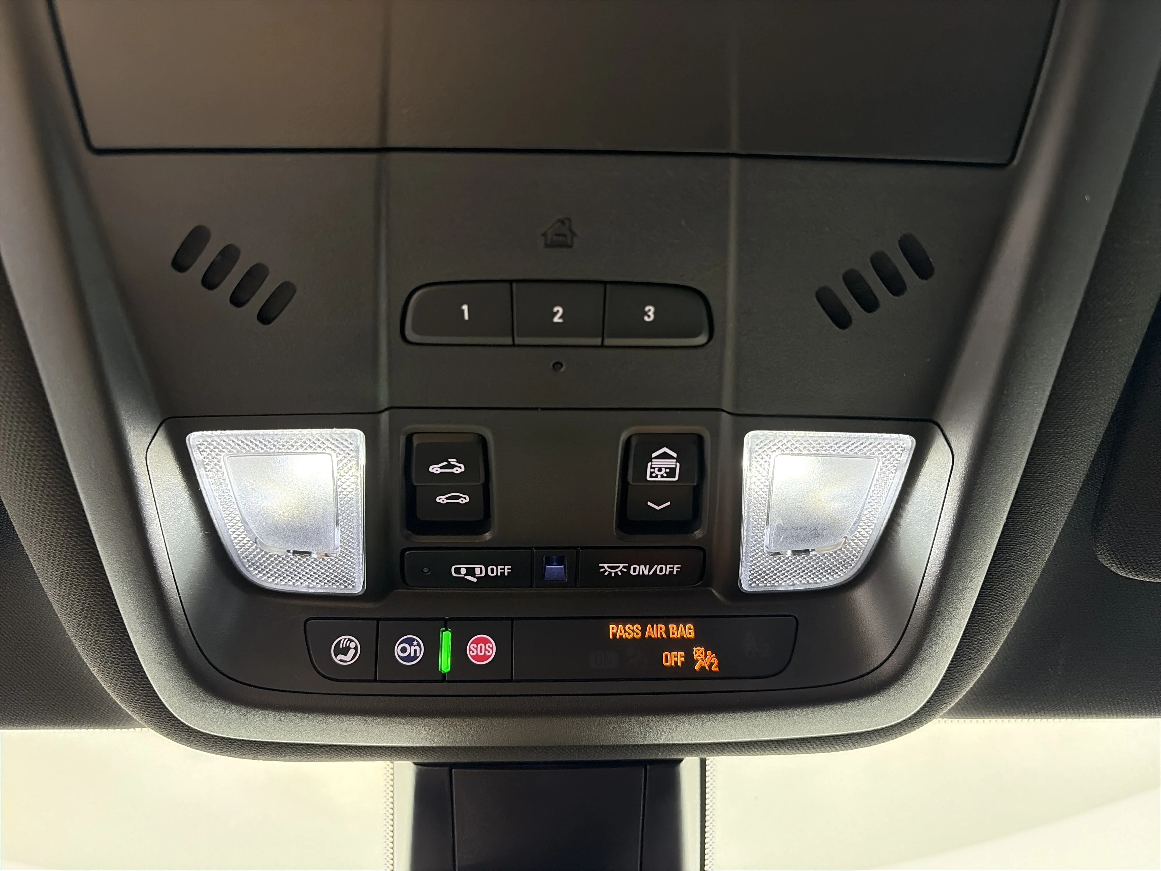 Used 2025 Crystal White Tricoat Cadillac Luxury image 34