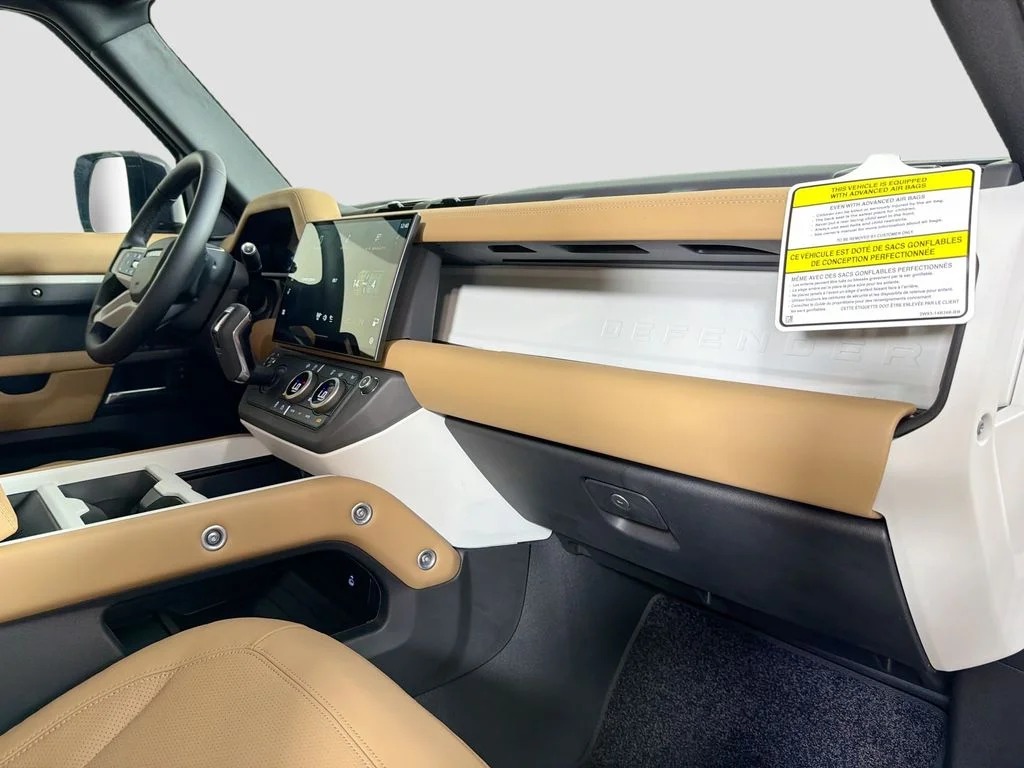 New 2026 Borasco Grey Land Rover X-Dynamic SE image 31