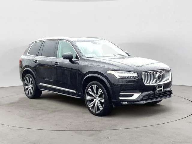 Used 2021 Onyx Black Metallic Volvo T6 Inscription image 7