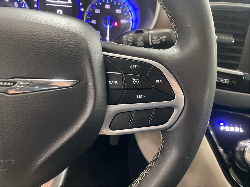 Used 2024 Black Chrysler LX image 15