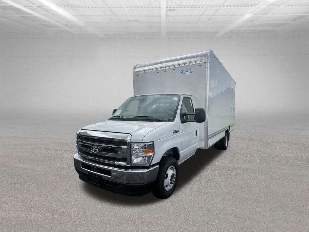 New 2027 Oxford White Ford E-450 DRW image 10