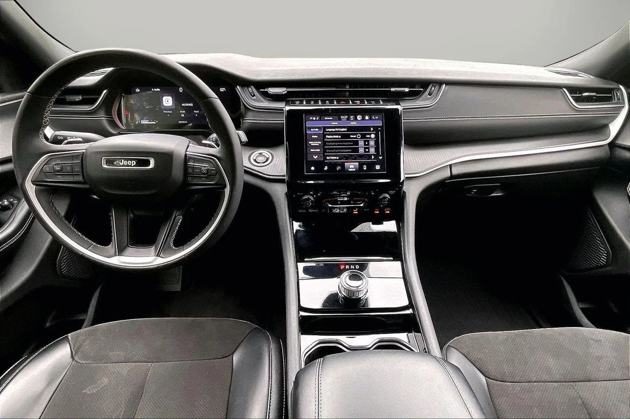 Certified Used 2023 Gray Jeep Altitude X image 15