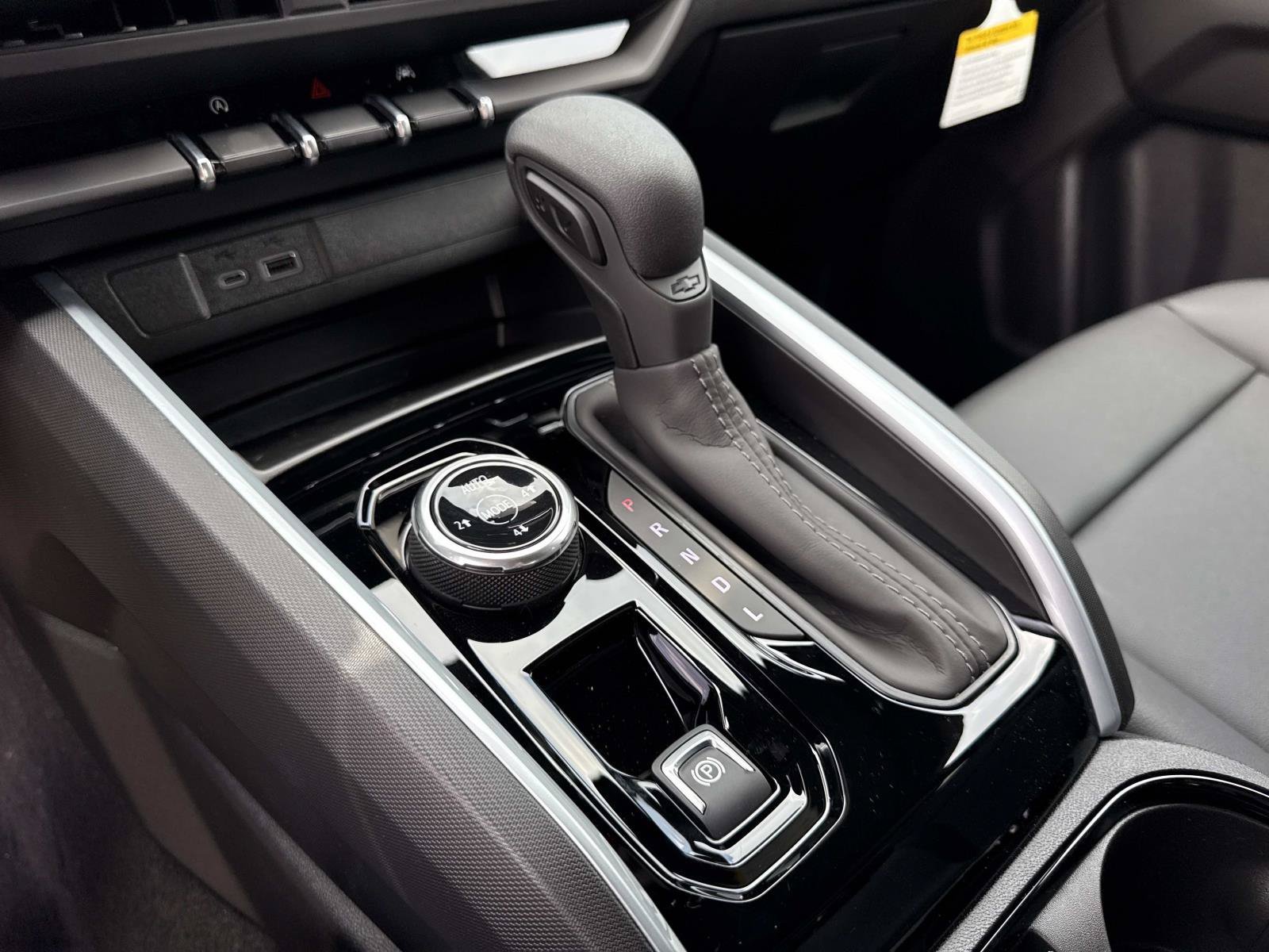 2026 Chevrolet Colorado Trail Boss - Photo 19
