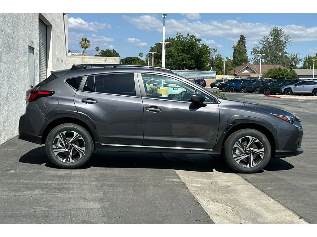 New 2026 MAGNETITE GRAY PEARL Subaru Premium image 2