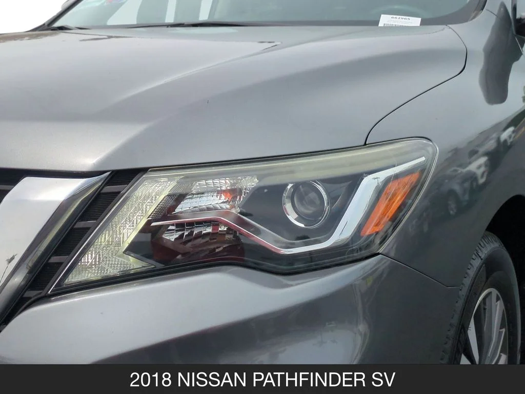 Used 2018 Gray Nissan SV image 10
