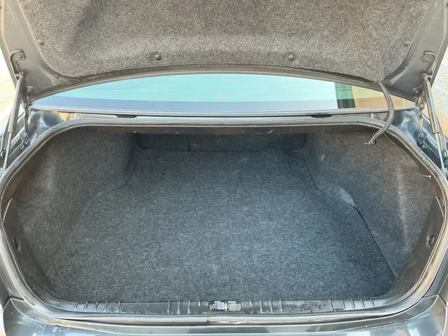 Used 2012 Gray Chevrolet LT image 22