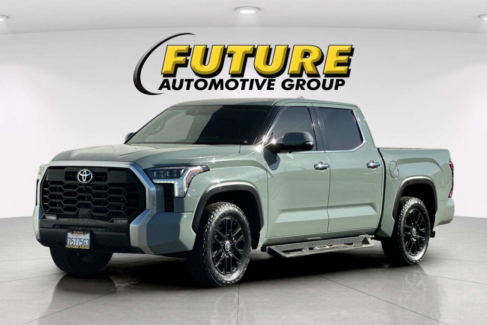 Used 2022 Gray Toyota Limited image 7