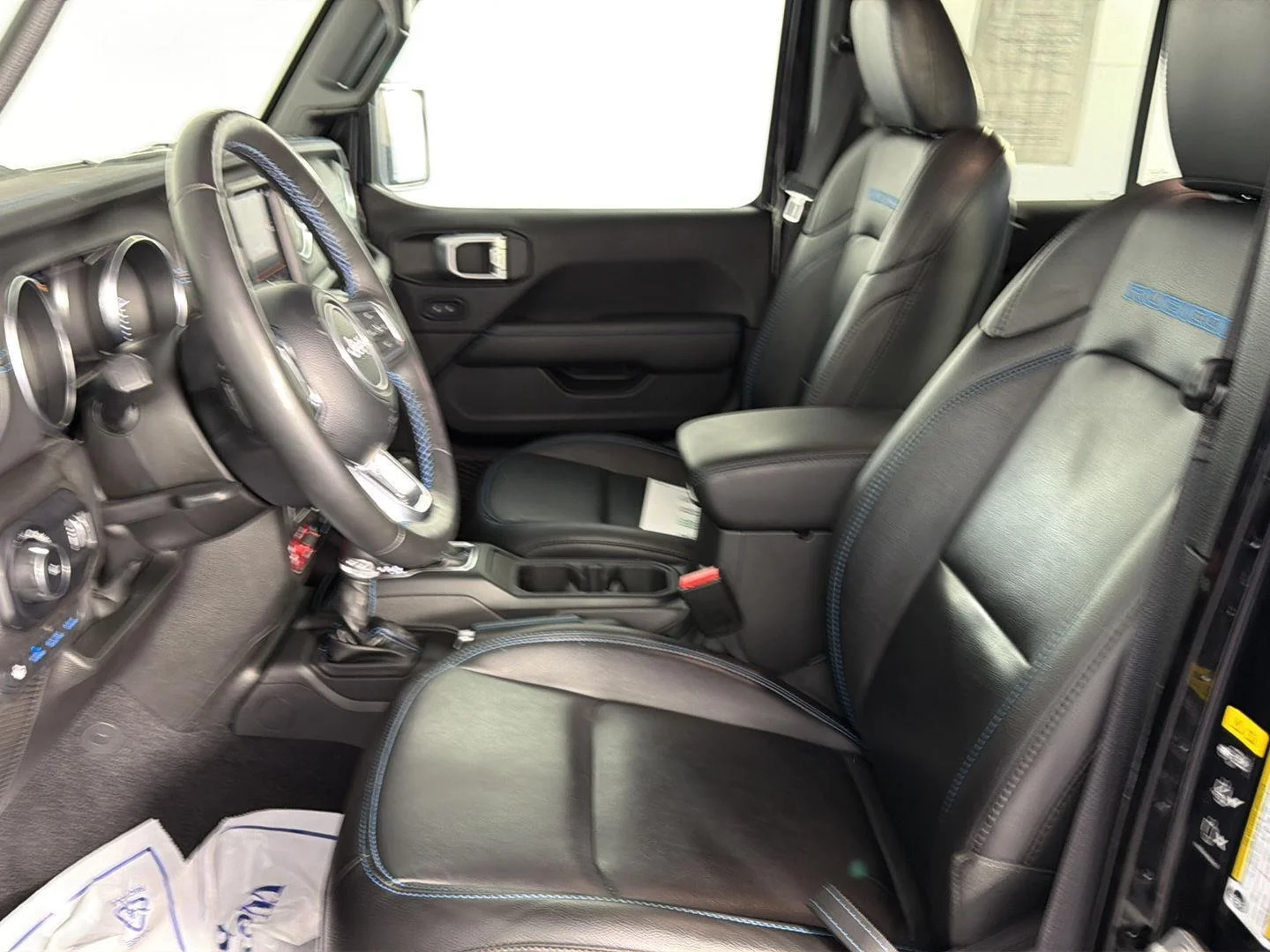 Used 2023 Black Clearcoat Jeep Rubicon image 27