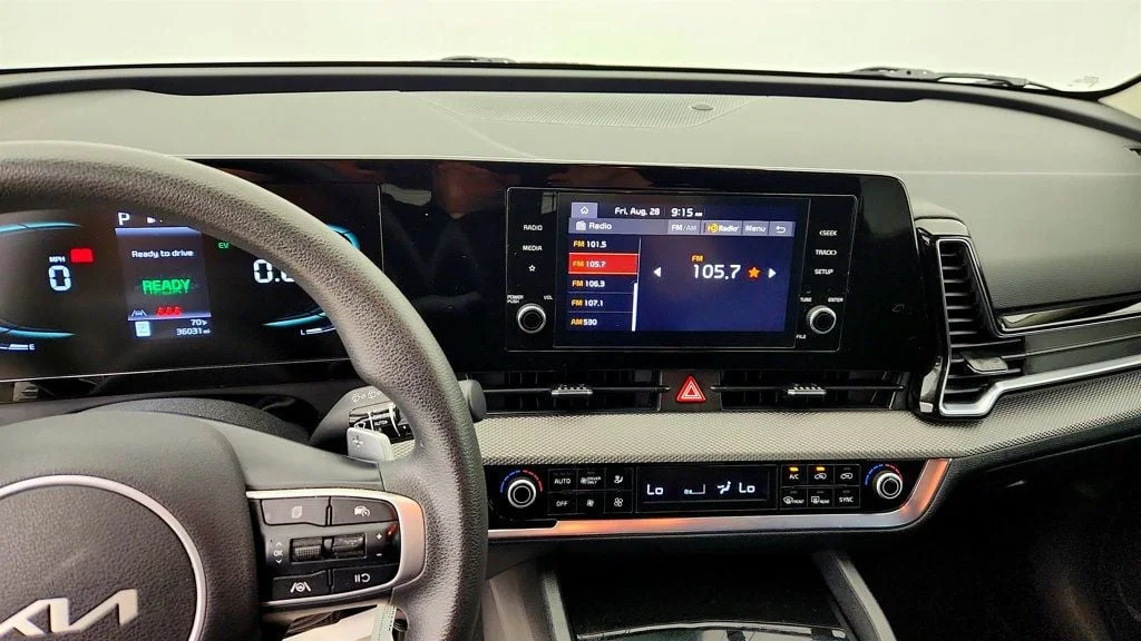 Used 2023 Snow White Pearl Kia LX AWD image 14