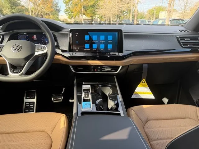 New 2026 pure gray Volkswagen 2.0T SEL R-Line Black image 9