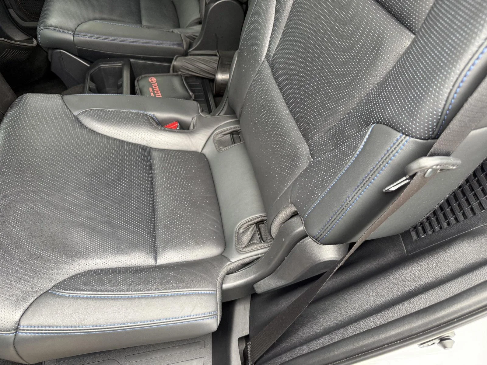 Used 2024 Wind Chill Pearl Toyota Platinum image 20