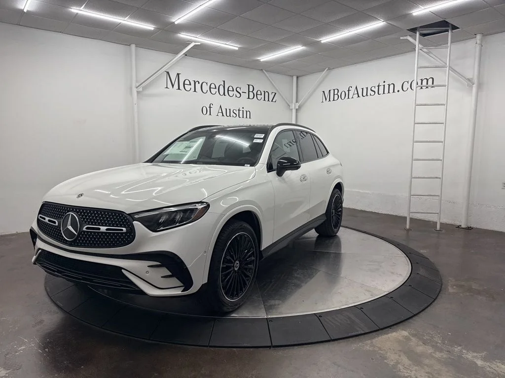 Used 2026 White Mercedes-Benz GLC 300 image 3