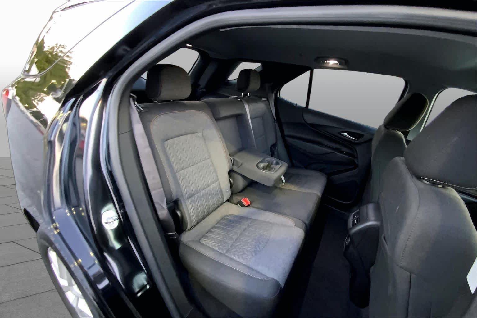 Used 2022 Mosaic Black Metallic Chevrolet LT image 17
