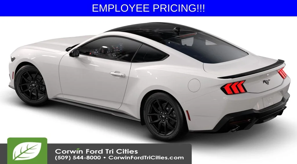 2026 Ford Mustang EcoBoost Fastback's photo