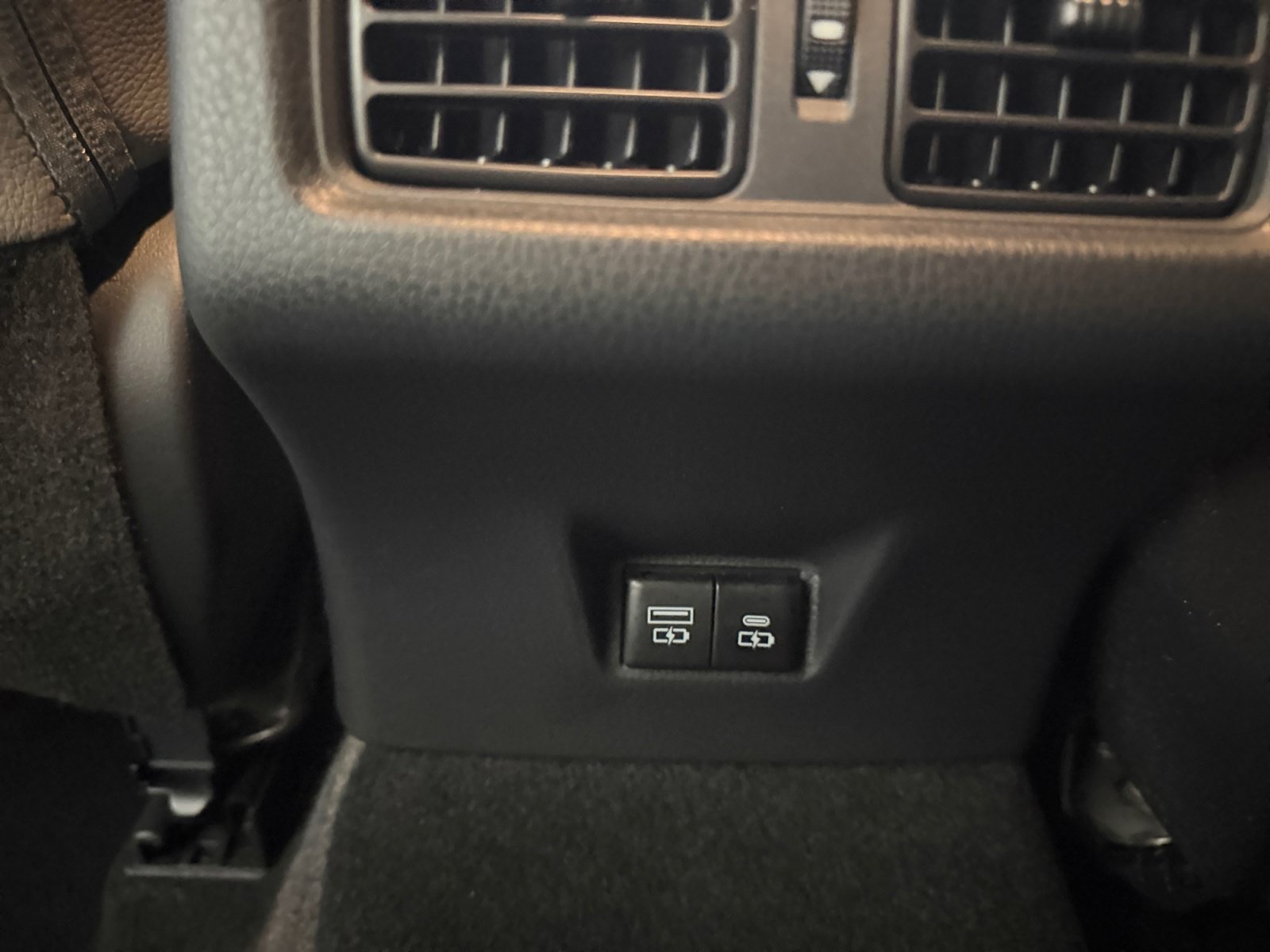 Used 2026 Ice Cap Toyota SE image 25