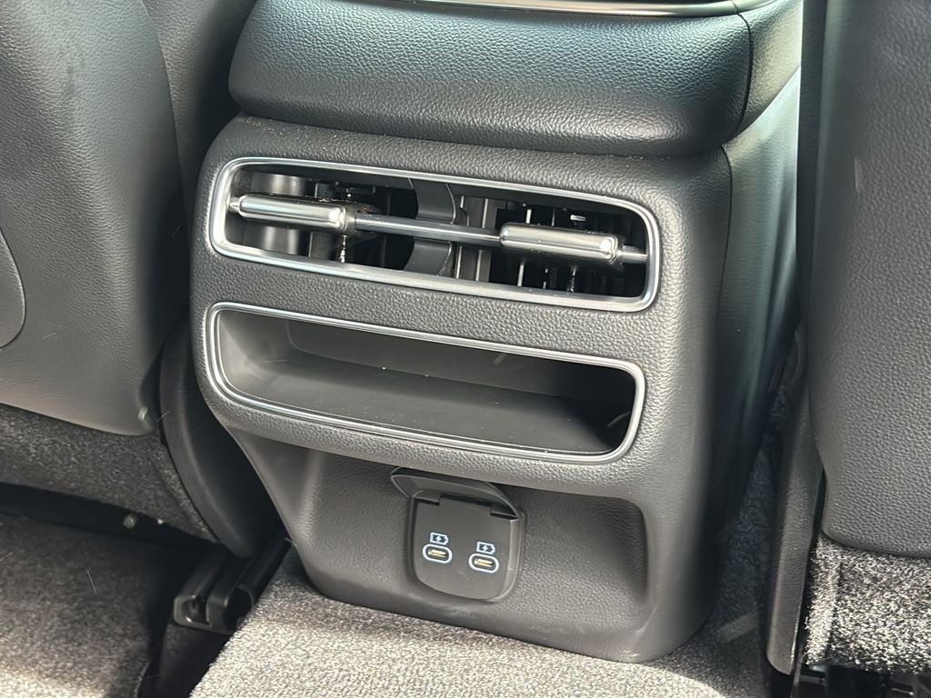 2026 GENESIS GV70 Standard - Photo 38