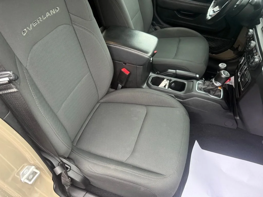 Used 2020 Green Jeep Overland image 62