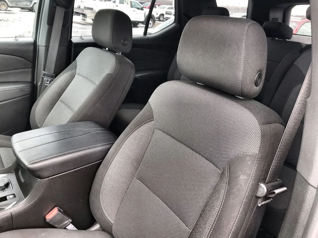 Used 2023 White Chevrolet LT image 11