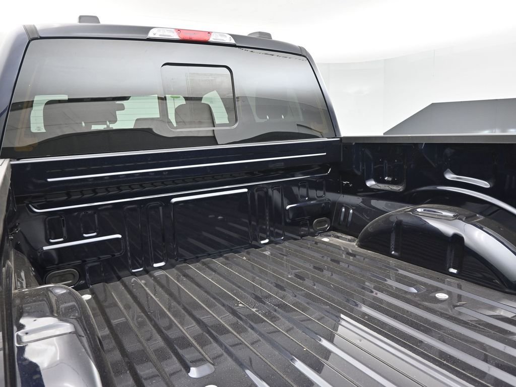 New 2026 Blue Ford XLT image 22