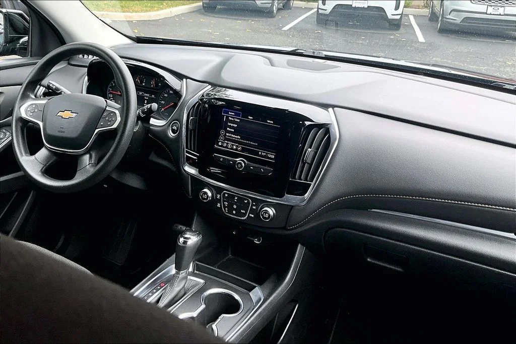 Used 2020 Black Chevrolet LS image 8
