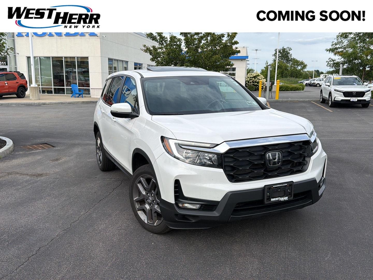 Used 2023 Platinum White Pearl Honda EX-L image 1