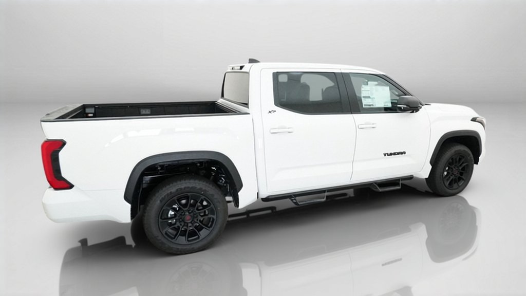 New 2026 Ice Cap Toyota SR5 image 8