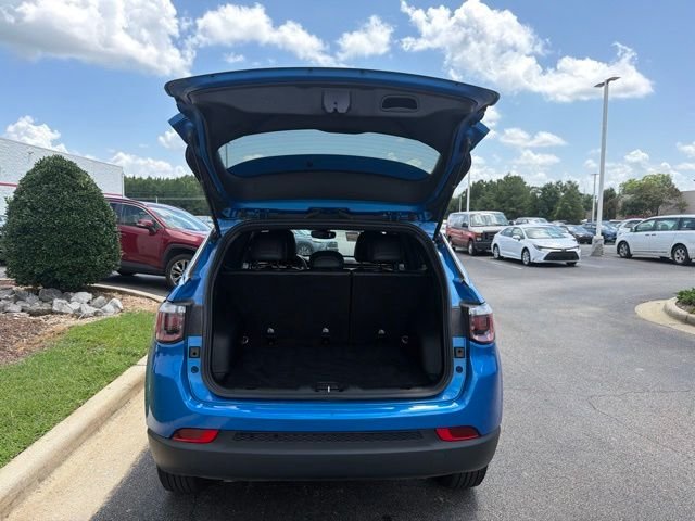 Used 2024 Blue Jeep Latitude image 14