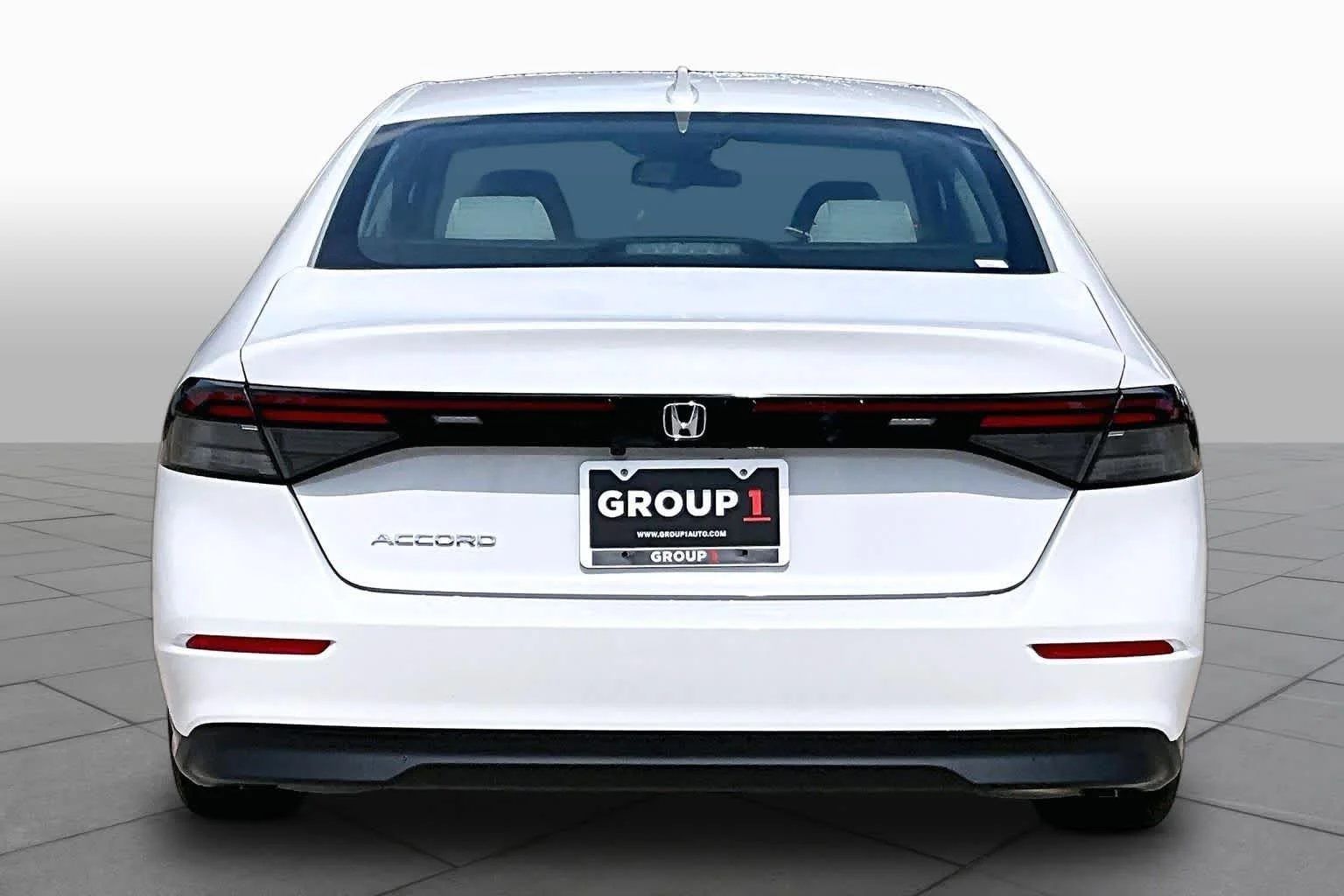 New 2026 Platinum White Pearl Honda LX image 4