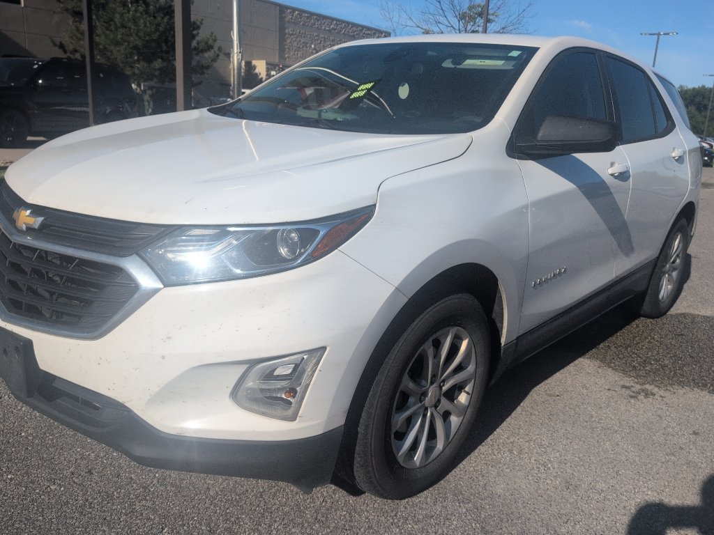 Used 2020 Summit White Chevrolet LS image 1