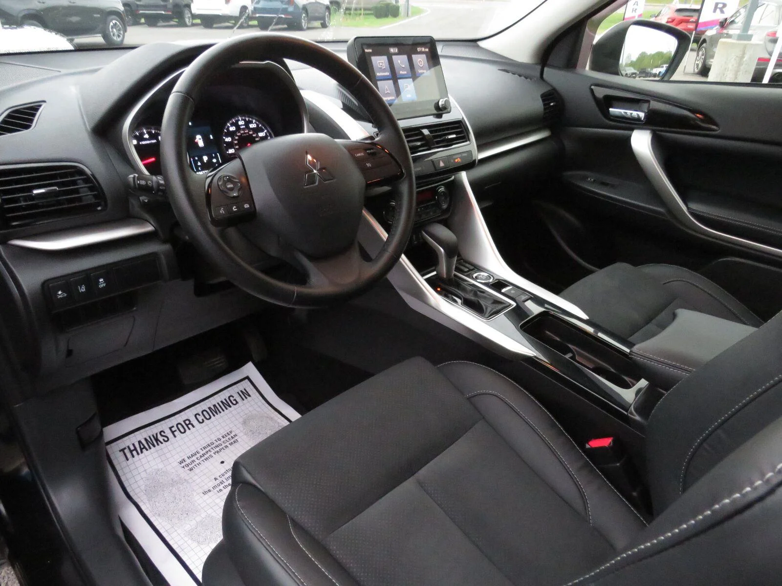 Used 2023 Black Mitsubishi SE image 23