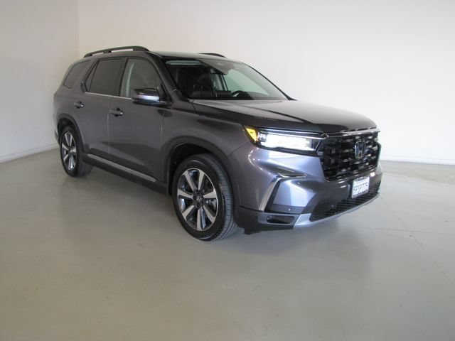 Certified Used 2025 Modern Steel Metallic Honda Touring image 3