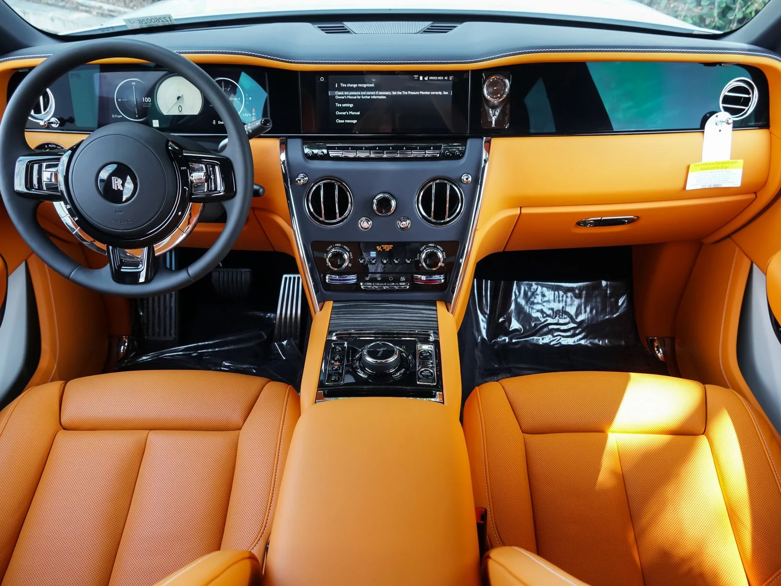 New 2026 Arctic White Rolls-Royce  image 12