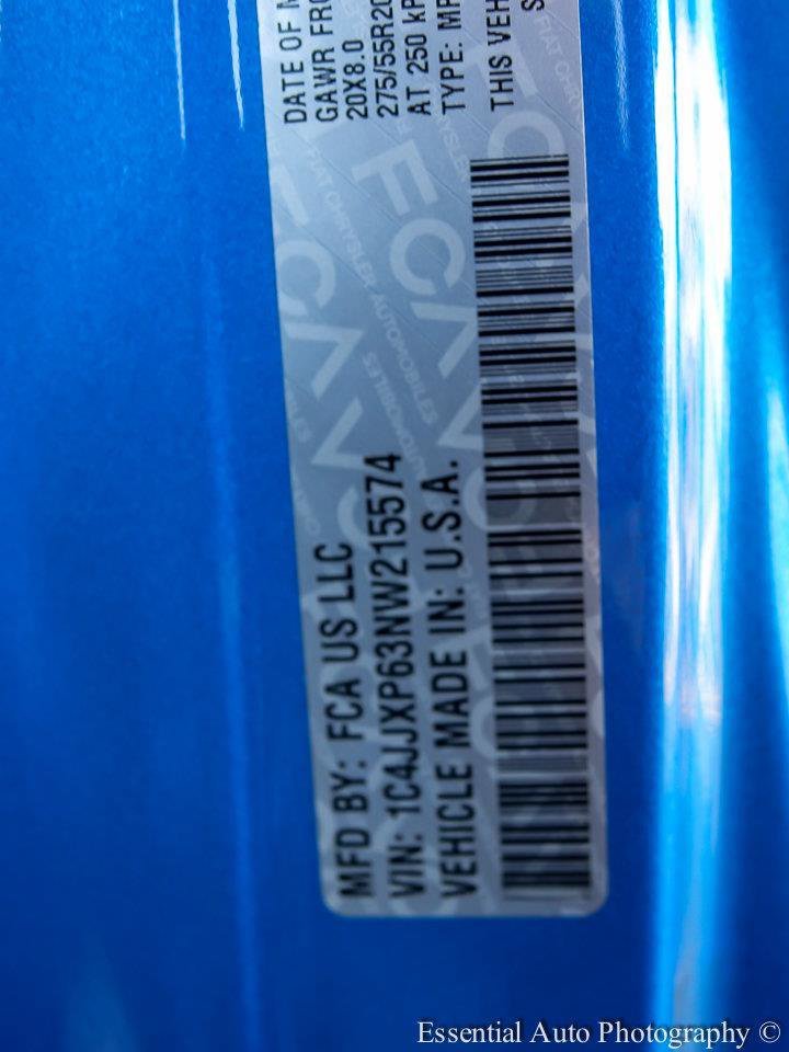 Used 2022 Hydro Blue Pearlcoat Jeep Unlimited Sahara High Altitude image 27