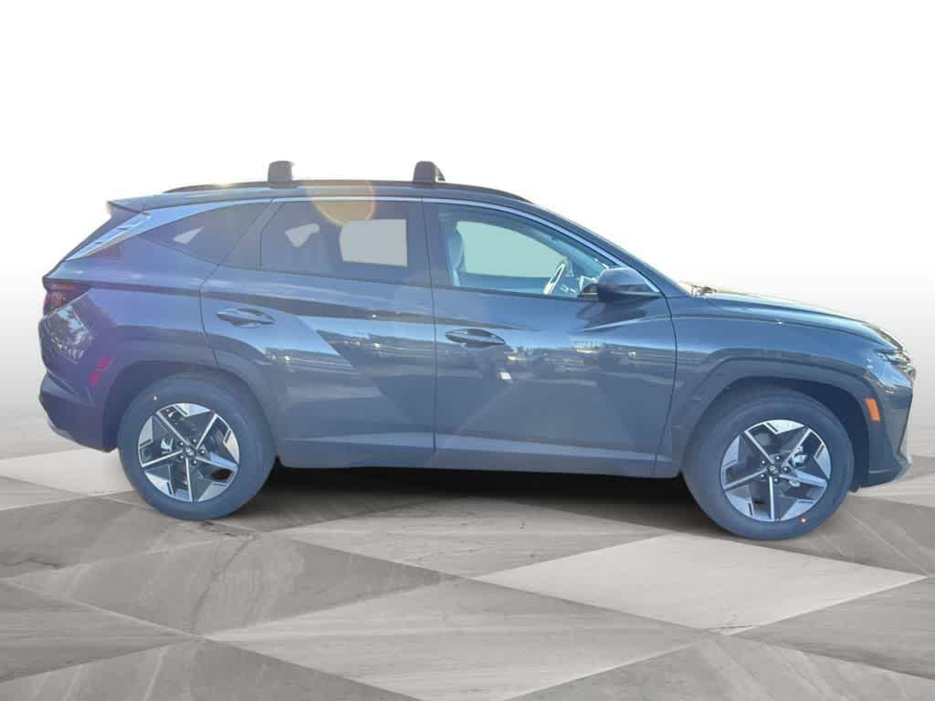 New 2026 Ecotronic Gray Hyundai SEL FWD image 9