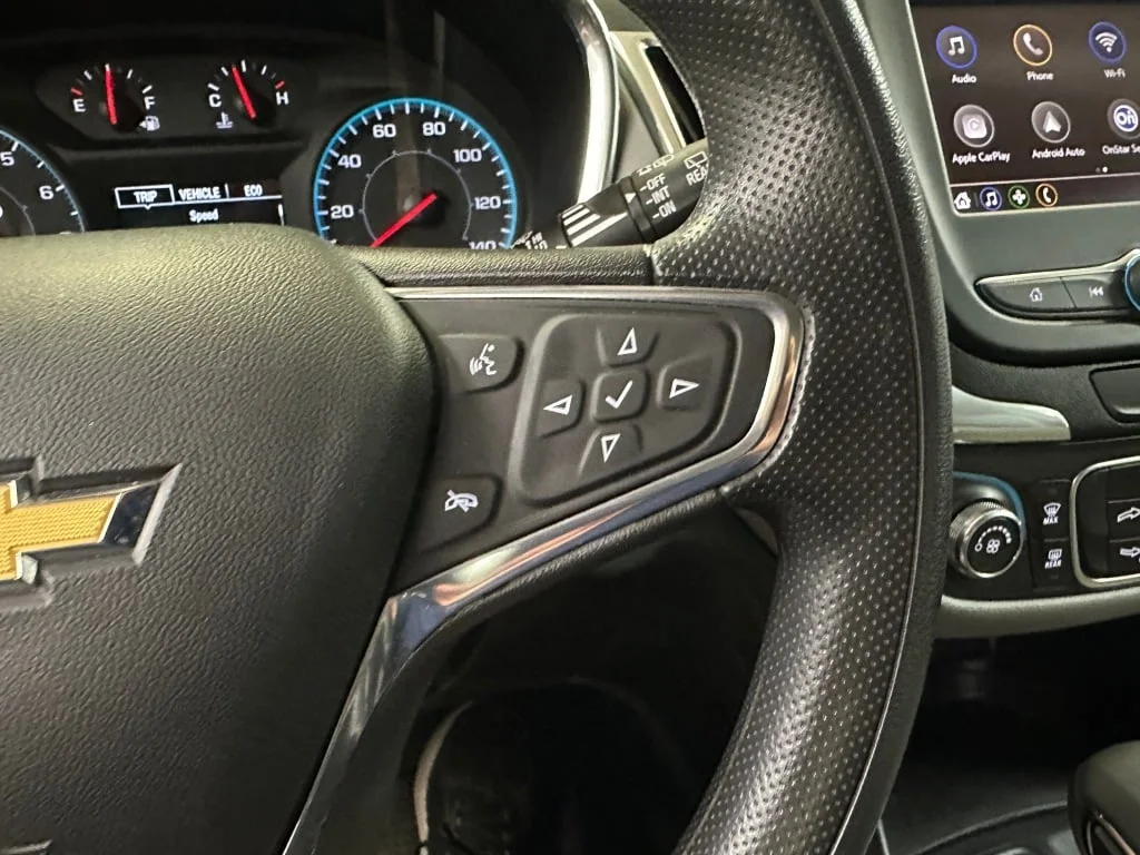 2020 Chevrolet Equinox LS - Photo 10
