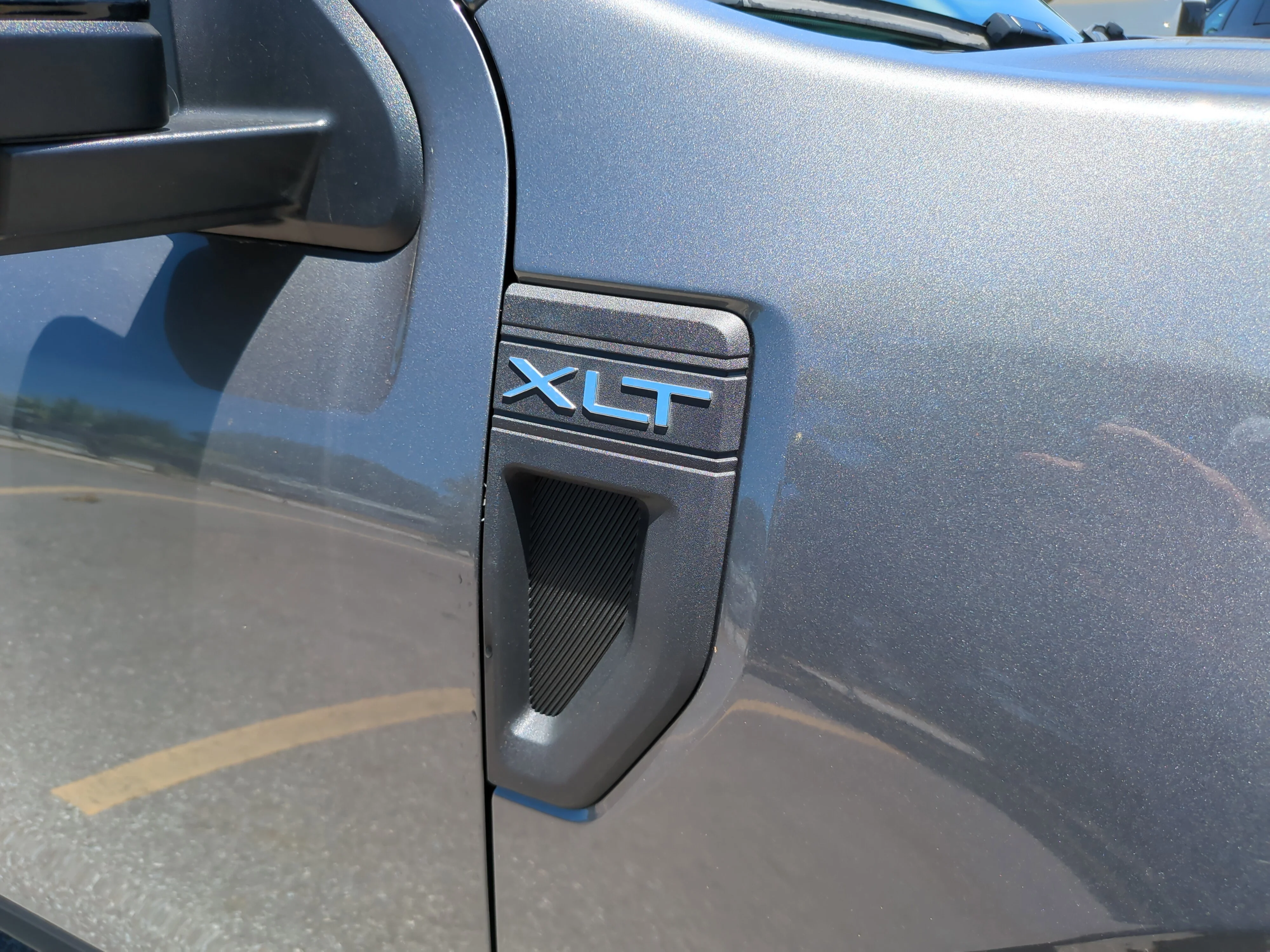 2025 Ford Maverick XLT - Photo 8